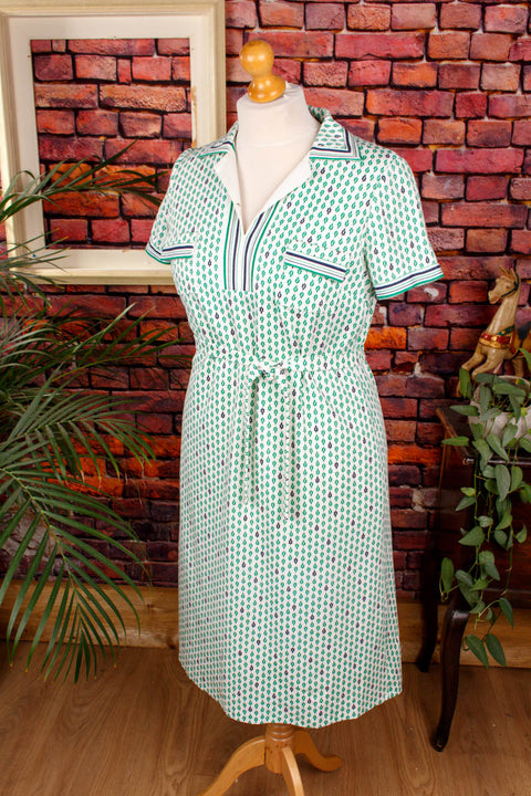 70s Kleid weiß grün Blättermuster