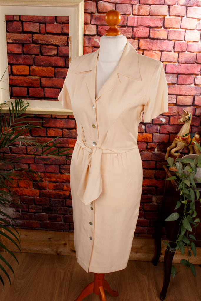 Vintage Seide Kleid beige 90er beige Boho Frau real-rockabilly Rockabilly S 36-38 Sekretärin Special vintageberlin.de